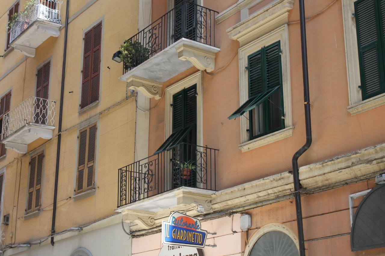 Am'S Apartment La Spezia Exterior photo